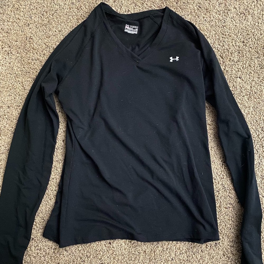 Under Armour Black Longsleeve Heatgear